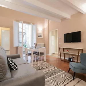 Apartment Scala Via Borgo Pinti, Florence